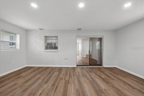 Villa ou maison à vendre à Pinellas Park, Floride: 3 chambres, 135.45 m2 № 2409793 - photo 23