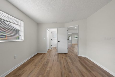 Villa ou maison à vendre à Pinellas Park, Floride: 3 chambres, 135.45 m2 № 2409793 - photo 29