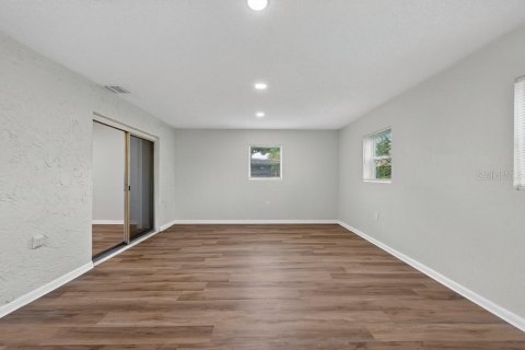 Villa ou maison à vendre à Pinellas Park, Floride: 3 chambres, 135.45 m2 № 2409793 - photo 24