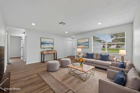 Villa ou maison à vendre à Pinellas Park, Floride: 3 chambres, 135.45 m2 № 2409793 - photo 6