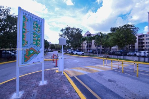 Снять в аренду кондоминиум в Дорал, Флорида 1 спальня, 75.25м2, № 1992547 - фото 20