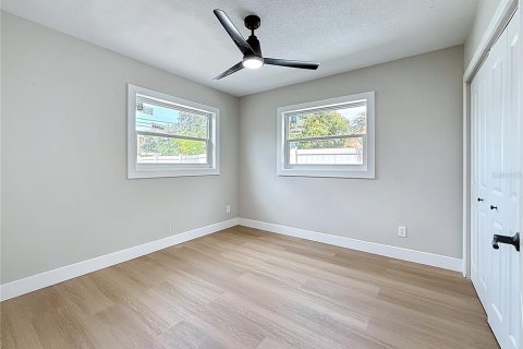 Casa en venta en Saint Petersburg, Florida, 2 dormitorios, 87.7 m2 № 1853167 - foto 10