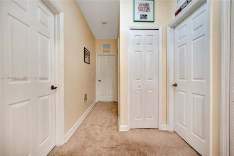 Adosado en alquiler en Doral, Florida, 3 dormitorios, 157 m2 № 1999335 - foto 15