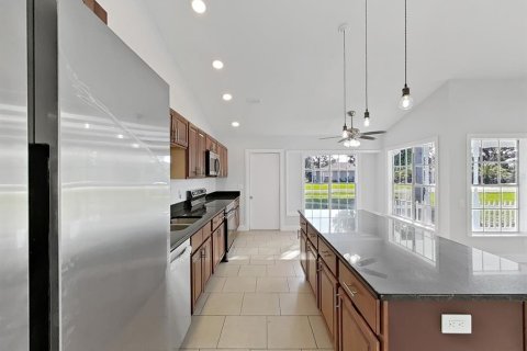Купить виллу или дом в Спринг-Хилл, Флорида 3 комнаты, 139.54м2, № 2425853 - фото 13
