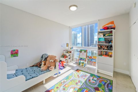 Copropriété à vendre à Miami, Floride: 3 chambres, 139.82 m2 № 1860855 - photo 9
