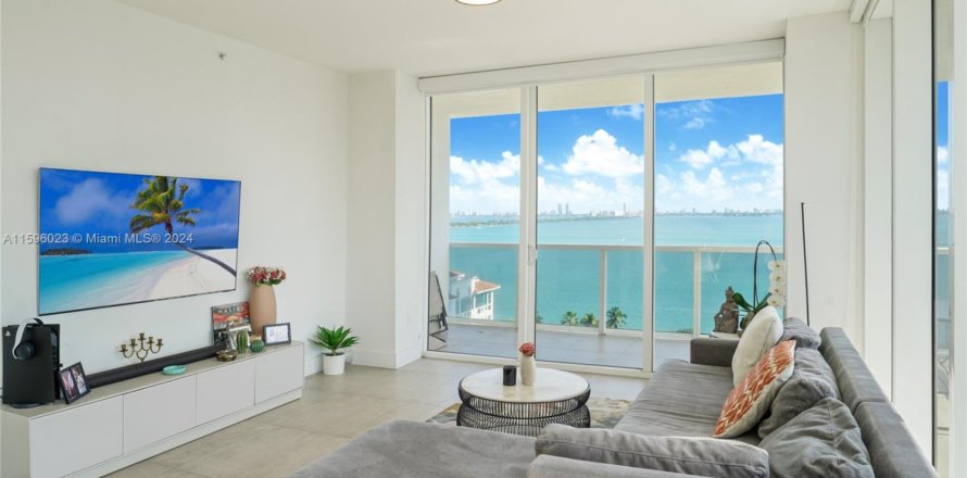 Condo à Miami, Floride, 3 chambres № 1860855