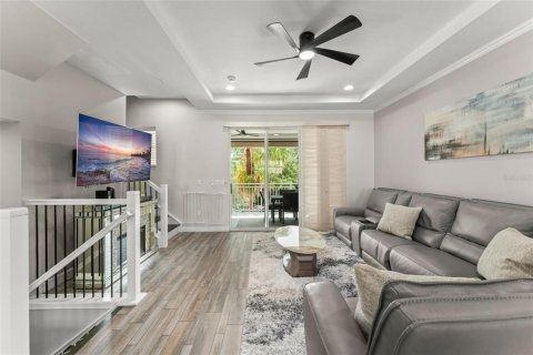 Touwnhouse à vendre à Lake Mary, Floride: 3 chambres, 203.18 m2 № 2149697 - photo 9