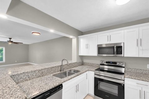 Copropriété à louer à Clearwater, Floride: 1 chambre, 63.36 m2 № 2408254 - photo 5