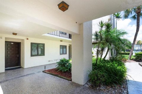Copropriété à louer à Clearwater, Floride: 1 chambre, 63.36 m2 № 2408254 - photo 3