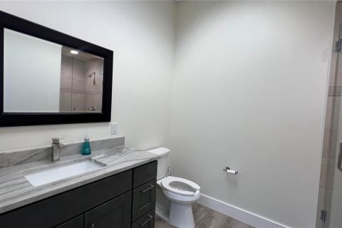 Immobilier commercial à vendre à Largo, Floride: 464.51 m2 № 2142244 - photo 17