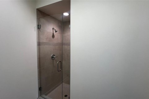 Immobilier commercial à vendre à Largo, Floride: 464.51 m2 № 2142244 - photo 18