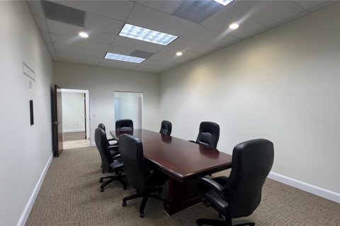 Immobilier commercial à vendre à Largo, Floride: 464.51 m2 № 2142244 - photo 19