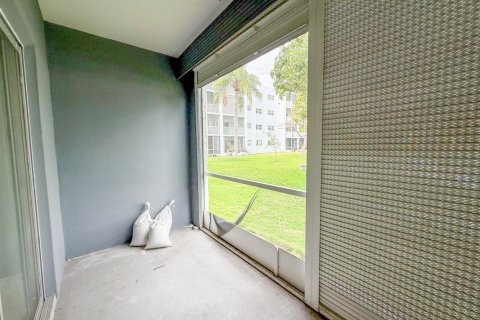 Condo in Dania Beach, Florida, 1 bedroom  № 2086485 - photo 9