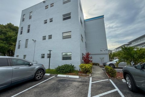 Condo in Dania Beach, Florida, 1 bedroom  № 2086485 - photo 20