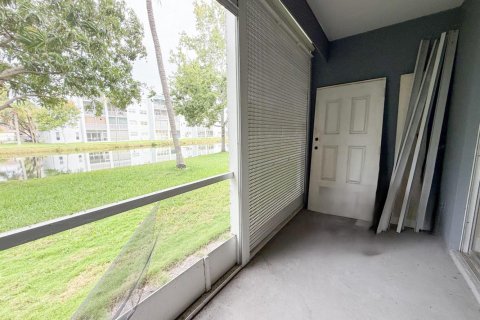 Condo in Dania Beach, Florida, 1 bedroom  № 2086485 - photo 10
