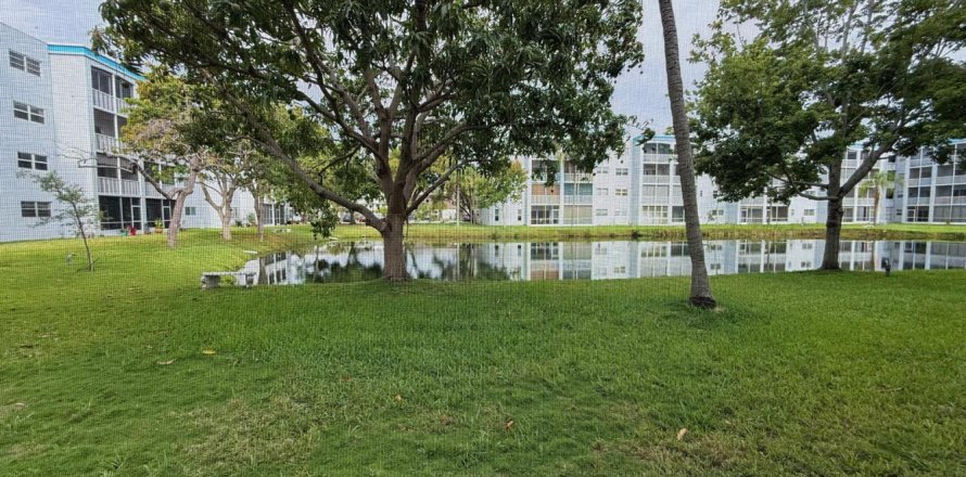 Condo in Dania Beach, Florida, 1 bedroom  № 2086485