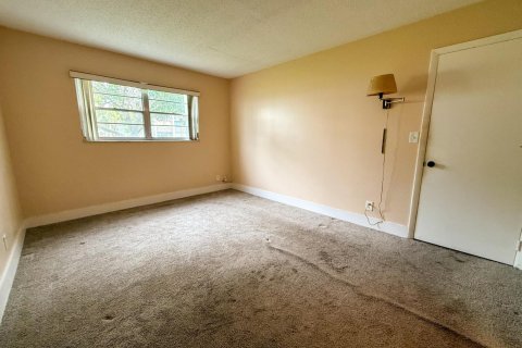 Condo in Dania Beach, Florida, 1 bedroom  № 2086485 - photo 11