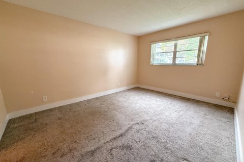 Condo in Dania Beach, Florida, 1 bedroom  № 2086485 - photo 13