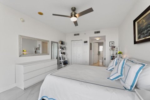 Condo in Boynton Beach, Florida, 2 bedrooms № 2190575 - photo 6