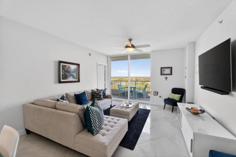 Condo in Boynton Beach, Florida, 2 bedrooms № 2190575 - photo 15