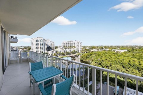 Condo in Boynton Beach, Florida, 2 bedrooms № 2190575 - photo 3