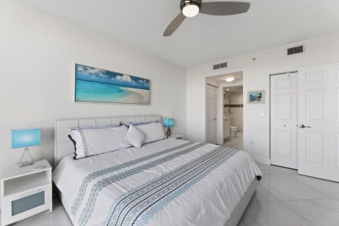 Condo in Boynton Beach, Florida, 2 bedrooms № 2190575 - photo 23