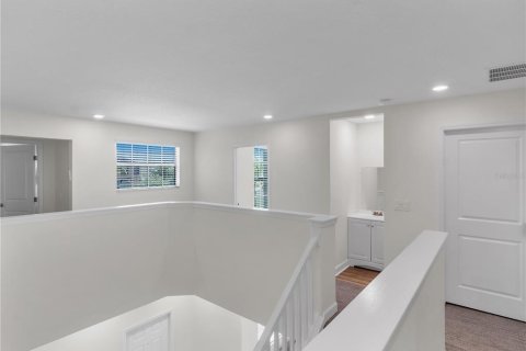 Villa ou maison à louer à Wimauma, Floride: 7 chambres, 352.94 m2 № 2310676 - photo 7