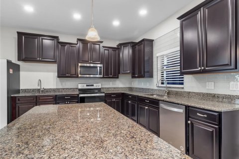 Villa ou maison à louer à Wimauma, Floride: 7 chambres, 352.94 m2 № 2310676 - photo 14