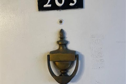 Снять в аренду кондоминиум в Ларго, Флорида 3 комнаты, 84.54м2, № 1521825 - фото 3