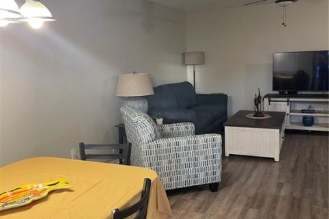 Снять в аренду кондоминиум в Ларго, Флорида 3 комнаты, 84.54м2, № 1521825 - фото 6