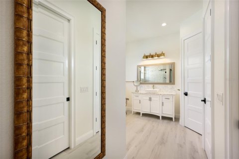 House in Placida, Florida 2 bedrooms, 189.52 sq.m. № 2133500 - photo 27