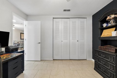 Condo in Clearwater, Florida, 2 bedrooms  № 2380396 - photo 24