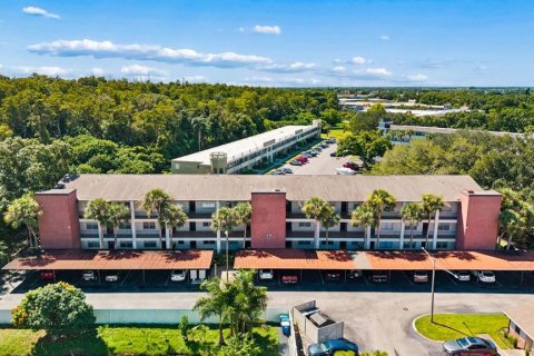 Condo in Clearwater, Florida, 2 bedrooms  № 2380396 - photo 2