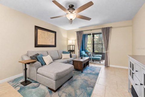 Condo in Clearwater, Florida, 2 bedrooms  № 2380396 - photo 11