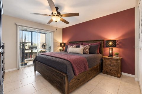 Condo in Clearwater, Florida, 2 bedrooms  № 2380396 - photo 17