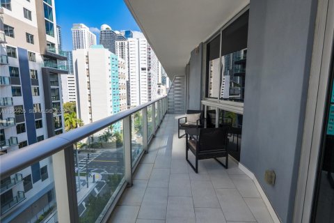 Condominio en alquiler en Miami, Florida, 2 dormitorios, 87.33 m2 № 2026118 - foto 20