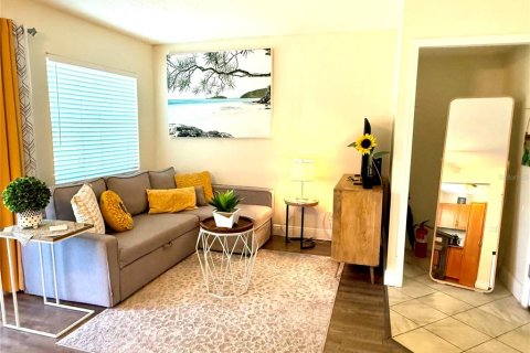 Copropriété à vendre à Largo, Floride: 1 chambre, 57.6 m2 № 1919445 - photo 3