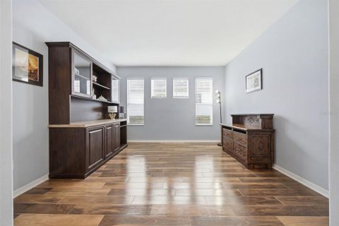 Купить виллу или дом в Уэсли-Чепел, Флорида 9 комнат, 278.43м2, № 2211467 - фото 25