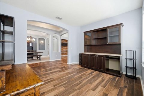 Купить виллу или дом в Уэсли-Чепел, Флорида 9 комнат, 278.43м2, № 2211467 - фото 22