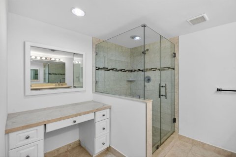Condominio en venta en Riviera Beach, Florida, 2 dormitorios, 112.41 m2 № 2267916 - foto 16