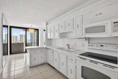 Condominio en venta en Riviera Beach, Florida, 2 dormitorios, 112.41 m2 № 2267916 - foto 26