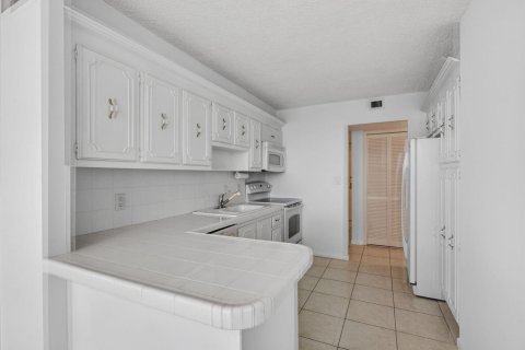 Condominio en venta en Riviera Beach, Florida, 2 dormitorios, 112.41 m2 № 2267916 - foto 22