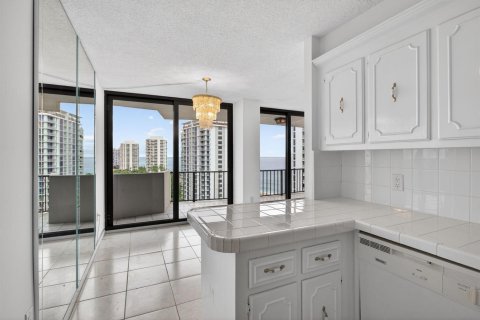 Condominio en venta en Riviera Beach, Florida, 2 dormitorios, 112.41 m2 № 2267916 - foto 25