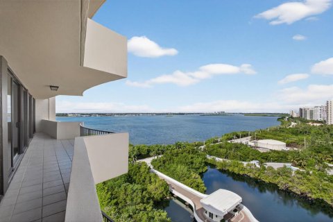 Condominio en venta en Riviera Beach, Florida, 2 dormitorios, 112.41 m2 № 2267916 - foto 5