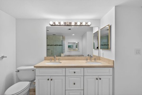 Condominio en venta en Riviera Beach, Florida, 2 dormitorios, 112.41 m2 № 2267916 - foto 20