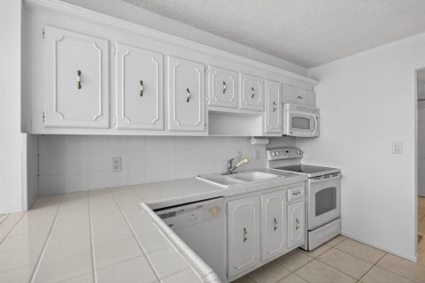 Condominio en venta en Riviera Beach, Florida, 2 dormitorios, 112.41 m2 № 2267916 - foto 23