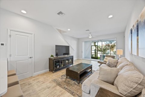 Adosado en venta en Seminole, Florida, 2 dormitorios, 142.51 m2 № 1547263 - foto 11