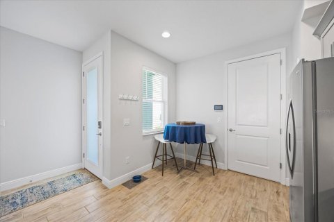 Adosado en venta en Seminole, Florida, 2 dormitorios, 142.51 m2 № 1547263 - foto 18