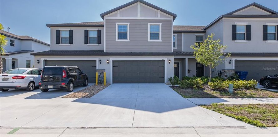 Touwnhouse à New Port Richey, Floride 3 chambres, 215.44 m2 № 1219624