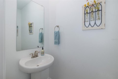 Снять в аренду таунхаус в Нью-Порт-Ричи, Флорида 3 комнаты, 215.44м2, № 1219624 - фото 27